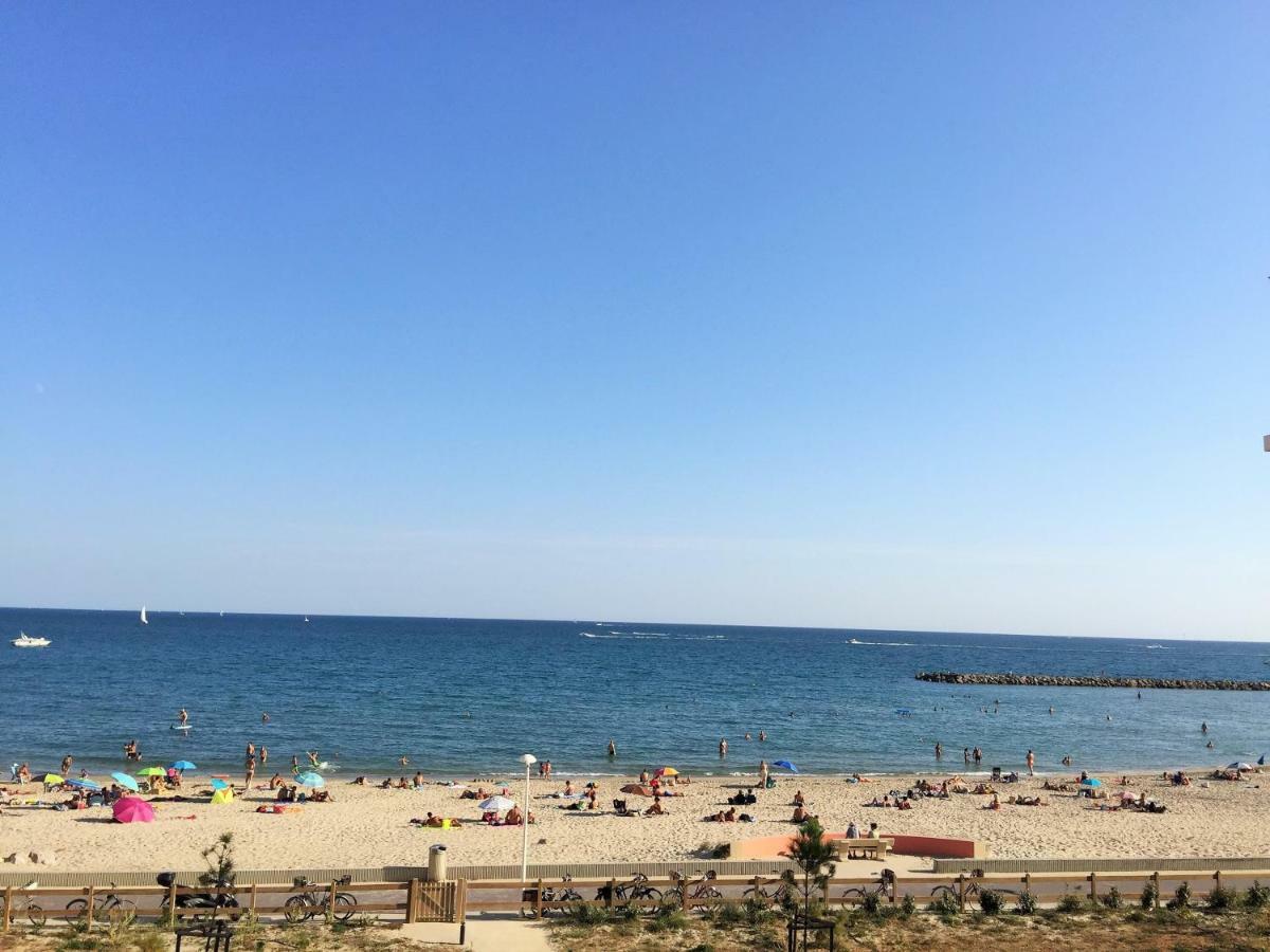 Meuble De Tourisme Classe, Climatisation, Pieds Dans L'Eau Палава-ле-Фло Экстерьер фото